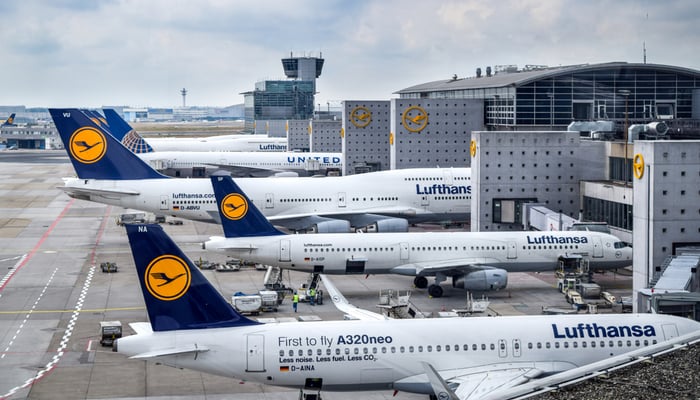 Lufthansa needs more money to survive
