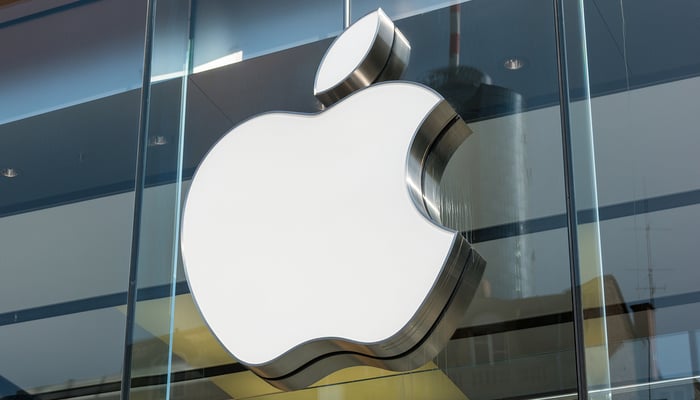 Apple plans to make history