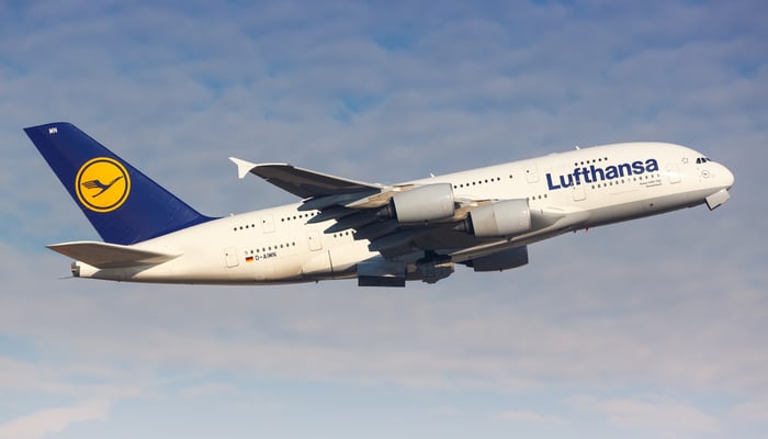 Lufthansa gets another stimulus package