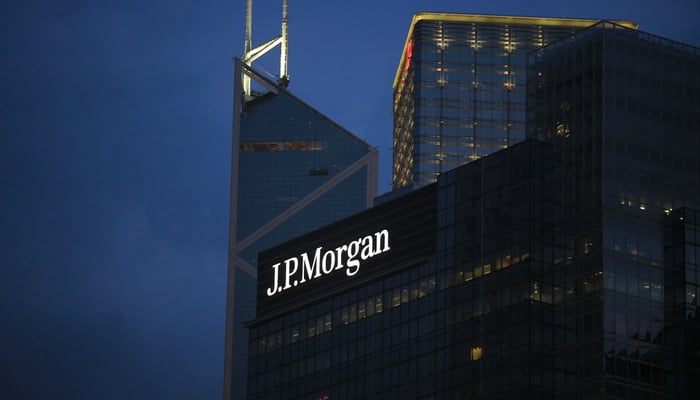 JPMorgan Chase fined with almost $1 billion