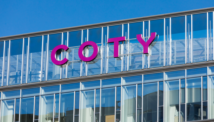 توافق الأرقام في الربع الثالث المالي لشركة Coty