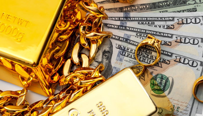 Los índices estadounidenses y el oro caen: La solidez del dólar USA provoca un sentimiento de aversión al riesgo
