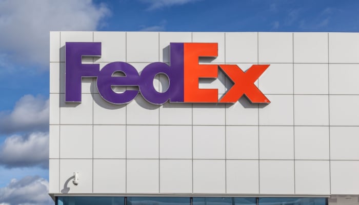 FedEx (FDX) cae un 21%: La desaceleración económica y el sentimiento de subida de tipos de la Fed están en juego